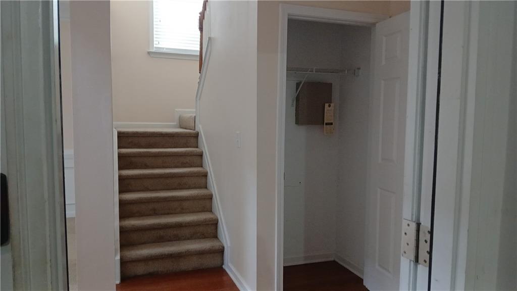 5966 Haddon Place Southeast Mableton, GA 30126 - Photo 6 of 35 a view of entryway with bedroom