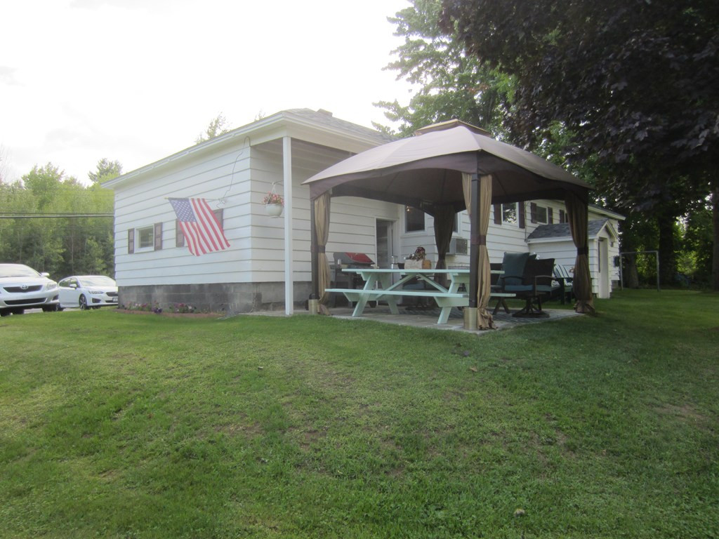 1053 State Rte 3 Morrisonville, NY 12962 - Photo 17 of 21 Gallery Image 17