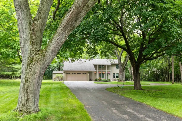 $549,000 | W857 Summit Court, Green Lake, WI 54941