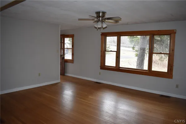 $279,900 | 3024 Highway 215, Cortlandville, NY 13045