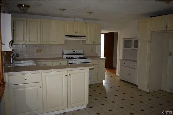 $279,900 | 3024 Highway 215, Cortlandville, NY 13045