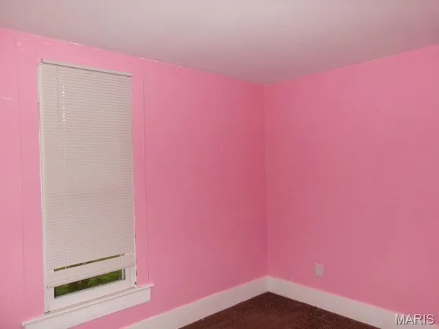 $19,999 | 407 South 3rd Street, Elsberry, MO 63343