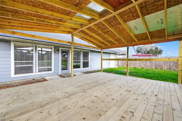 $240,000 | 8622 Sunny Ridge Drive, Houston, TX 77095