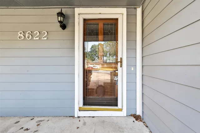 $240,000 | 8622 Sunny Ridge Drive, Houston, TX 77095