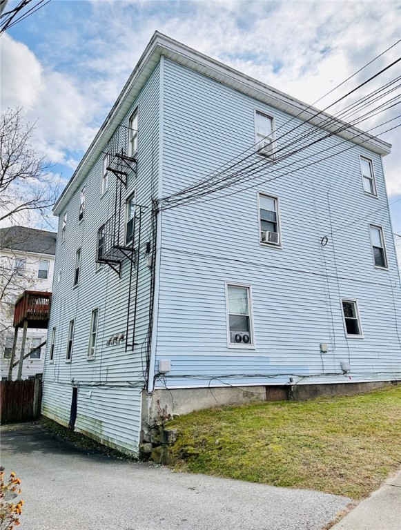 220 Logee Street Woonsocket, RI 02895 - Photo 2 of 10