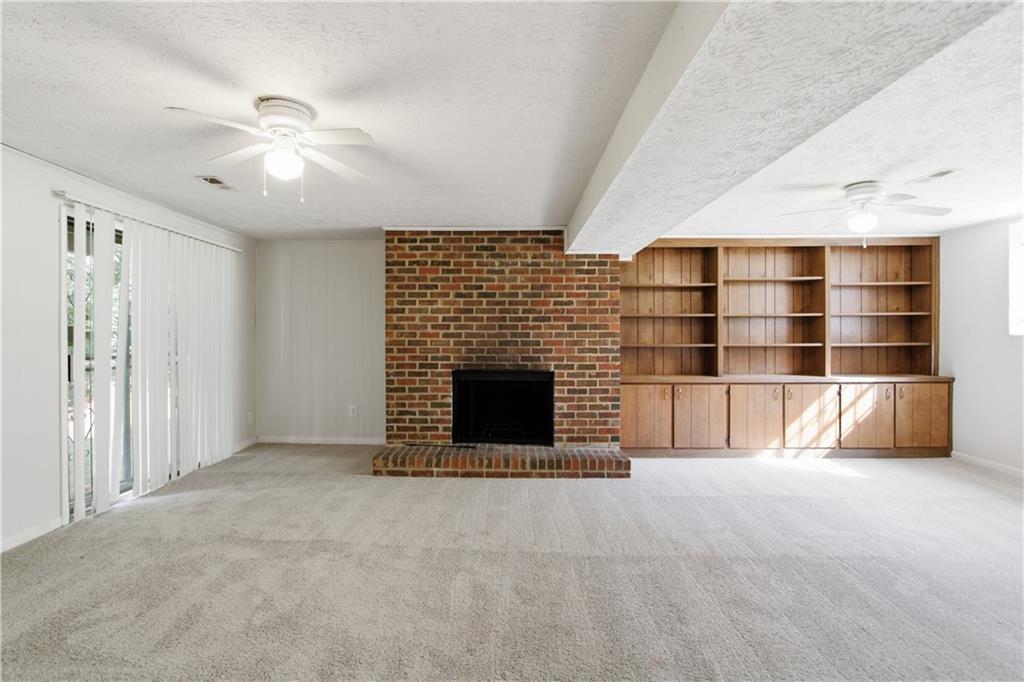 1446 Walnut Ridge Way Stone Mountain, GA 30083 - Photo 3 of 28
