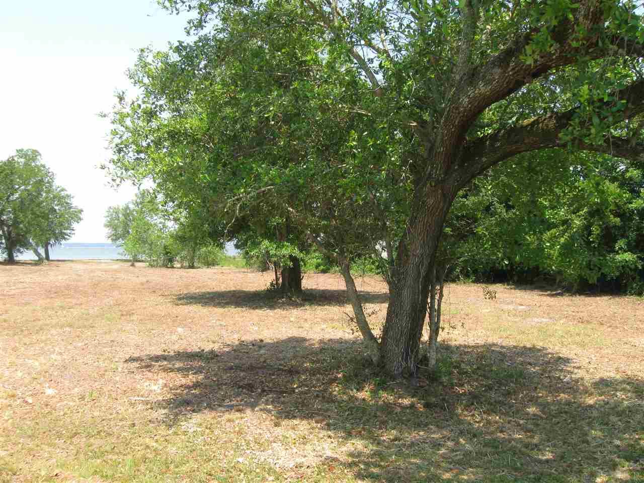 351 Garcon Point Road Milton, FL 32583 - Photo 4 of 9 Gallery Image 4