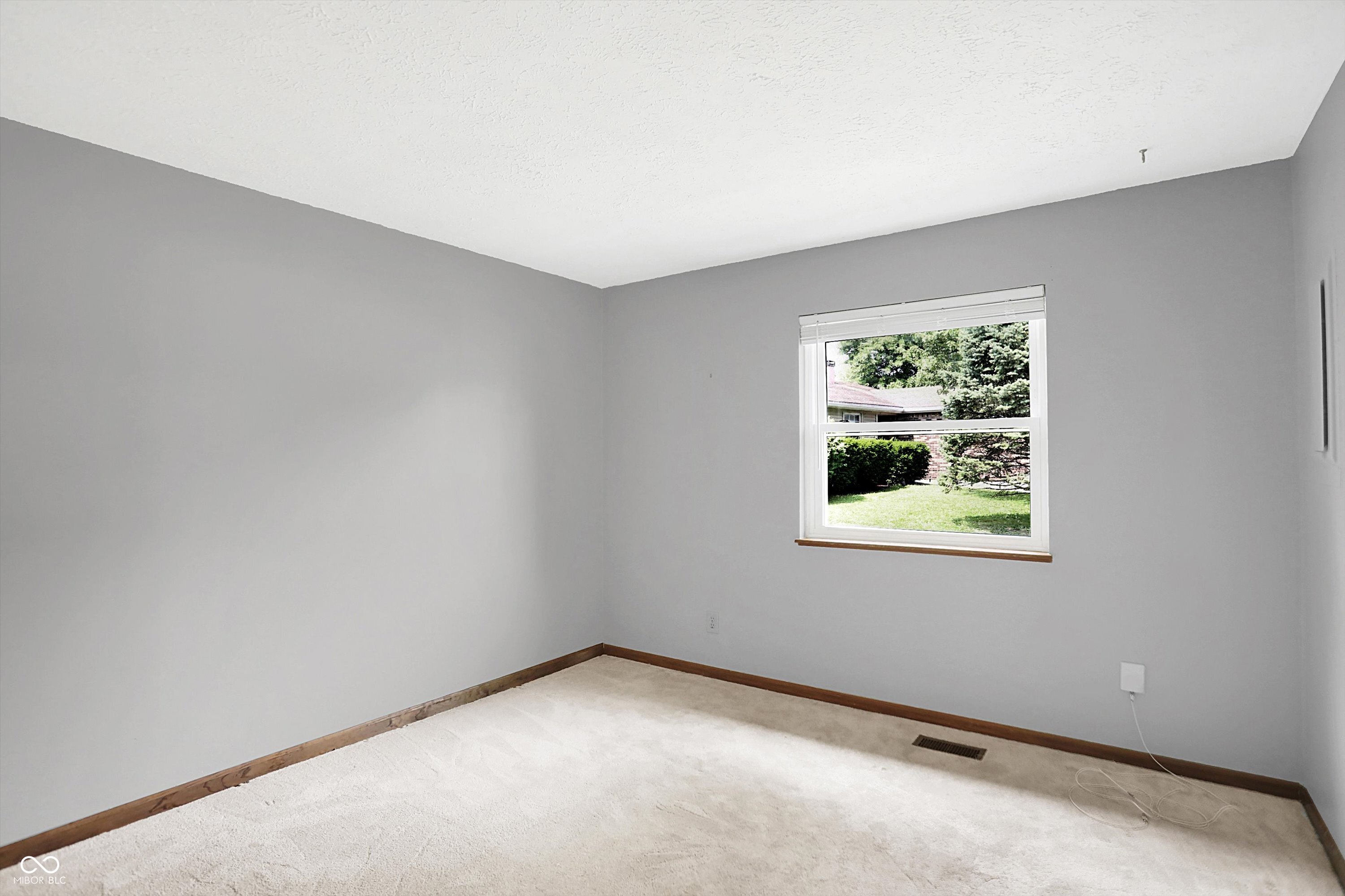 8202 Castle Farms Road Indianapolis, IN 46256 - Photo 33 of 39 Gallery Image 33
