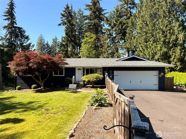 $644,950 | 16603 35th St Court East, Lake Tapps, WA 98391