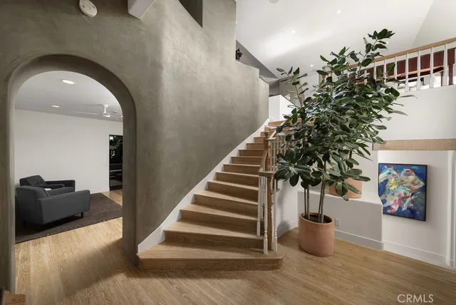 a en suite bathroom with a sink and a mirror