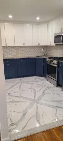 $2,700 | 61-25 218th Street | Oakland Gardens