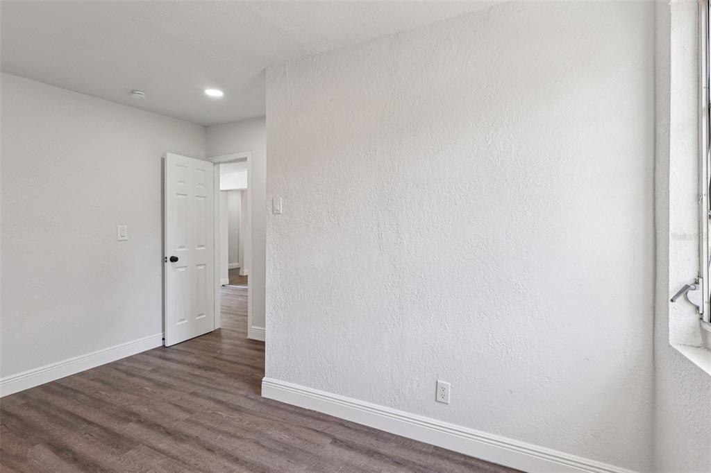 6709 Hill Top Road Orlando, FL 32810 - Photo 8 of 41