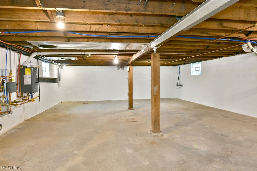 4011 Burkey Road Youngstown, OH 44515 - Photo 32 of 36 Gallery Image 32