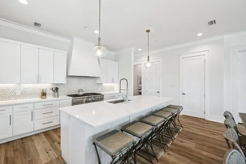 $5,000,000 | 3365 East County Highway 30A, Santa Rosa Beach, FL 32459