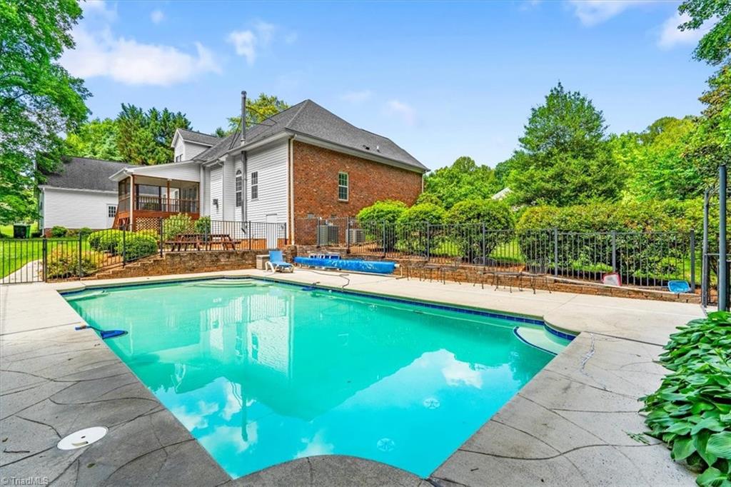 583 Carson Ridge Drive Oak Ridge, NC 27310 - Photo 10 of 41