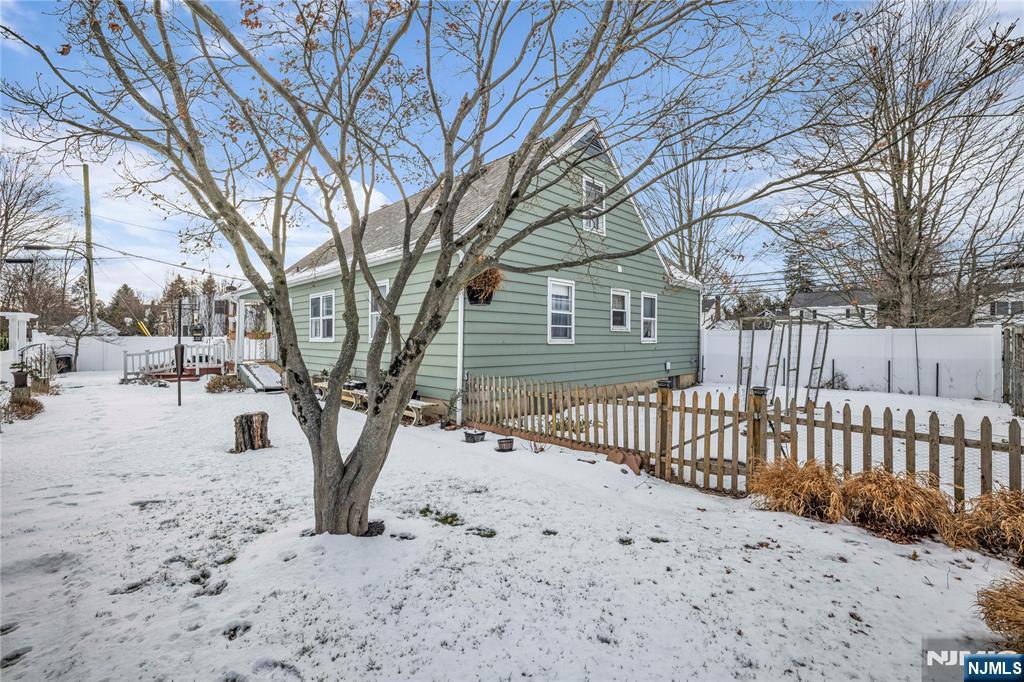 298 Boulevard Pompton Plains, NJ 07444 - Photo 6 of 36