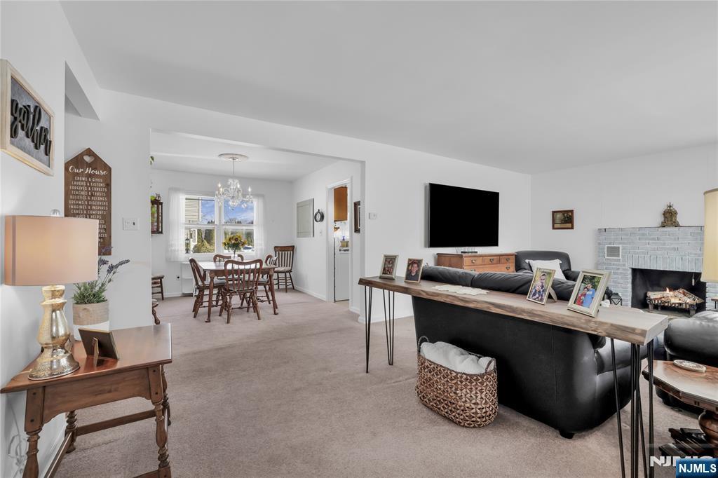 298 Boulevard Pompton Plains, NJ 07444 - Photo 7 of 36