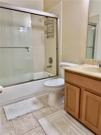 $2,400 | 10222 Devonshire Lake Drive, Tampa, FL 33647