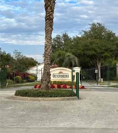 $2,400 | 10222 Devonshire Lake Drive, Tampa, FL 33647