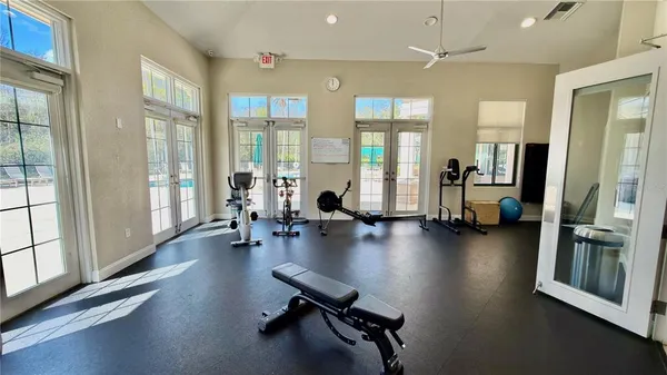 $2,400 | 10222 Devonshire Lake Drive, Tampa, FL 33647