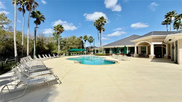 $2,400 | 10222 Devonshire Lake Drive, Tampa, FL 33647