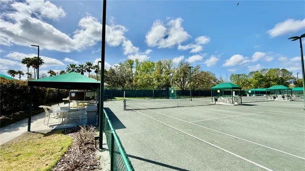 $2,400 | 10222 Devonshire Lake Drive, Tampa, FL 33647