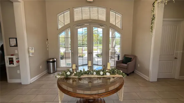 $2,400 | 10222 Devonshire Lake Drive, Tampa, FL 33647