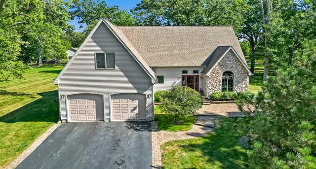 $489,000 | 1901 River Terrace Drive, Johnsburg, IL 60051