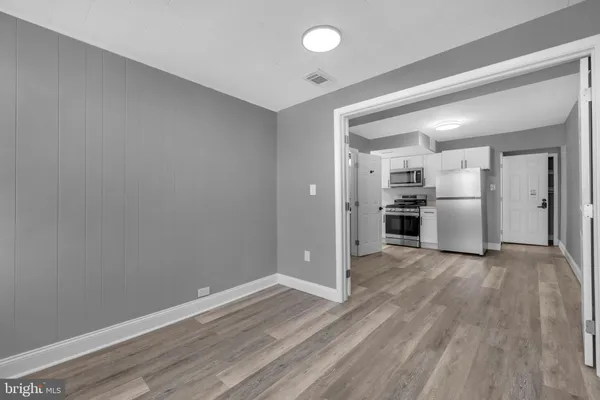 $1,195 | 1725 Hollins Street, Unit 4, Baltimore, MD 21223