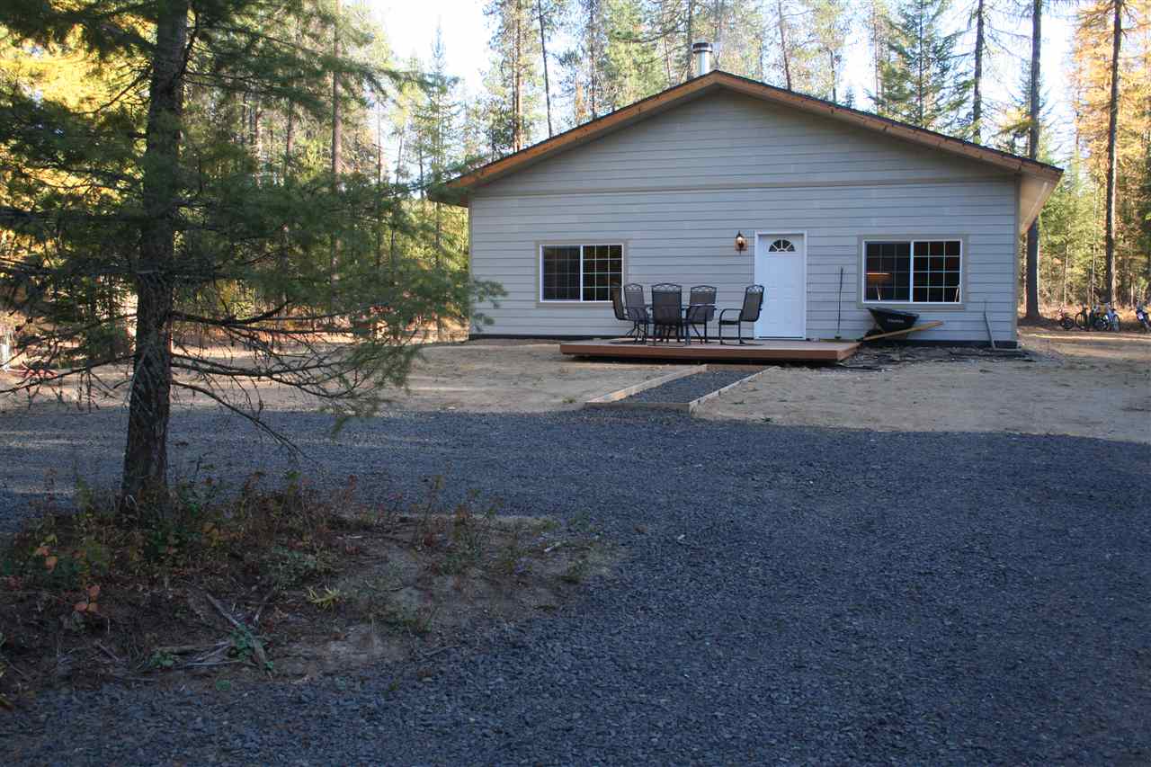 11312 East Whispering Pines Road Elk, WA 99009 - Photo 1 of 20 Gallery Image 1