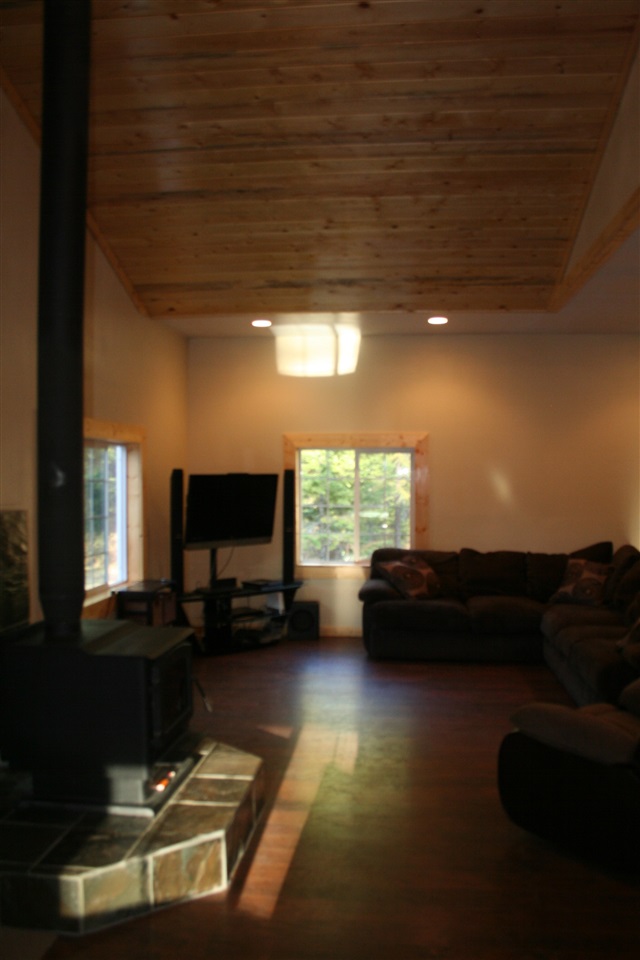 11312 East Whispering Pines Road Elk, WA 99009 - Photo 11 of 20 Gallery Image 11