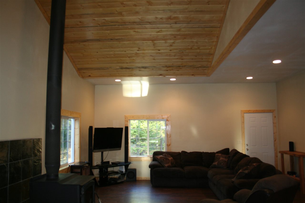 11312 East Whispering Pines Road Elk, WA 99009 - Photo 12 of 20 Gallery Image 12