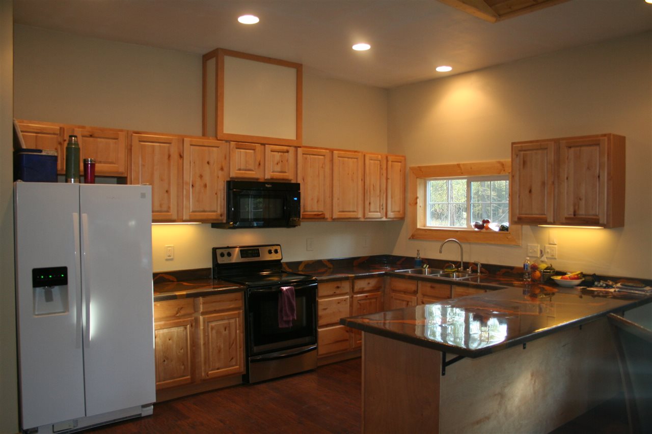 11312 East Whispering Pines Road Elk, WA 99009 - Photo 6 of 20 Gallery Image 6