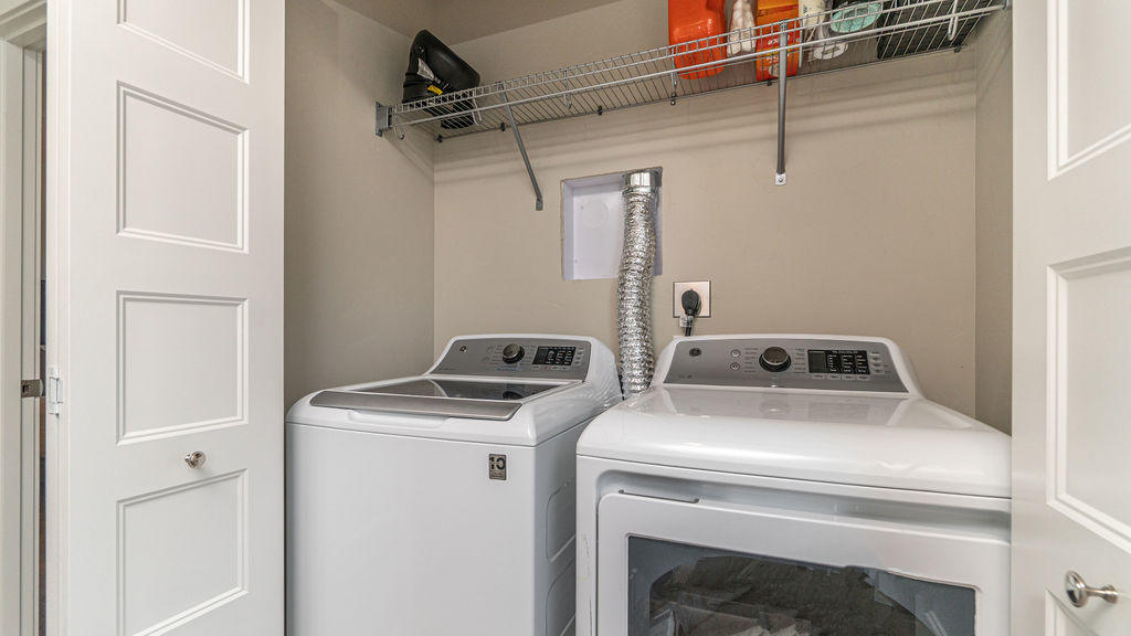 61570 Southwest Blakely Road Bend, OR 97702 - Photo 23 of 35 RileyVisuals-18