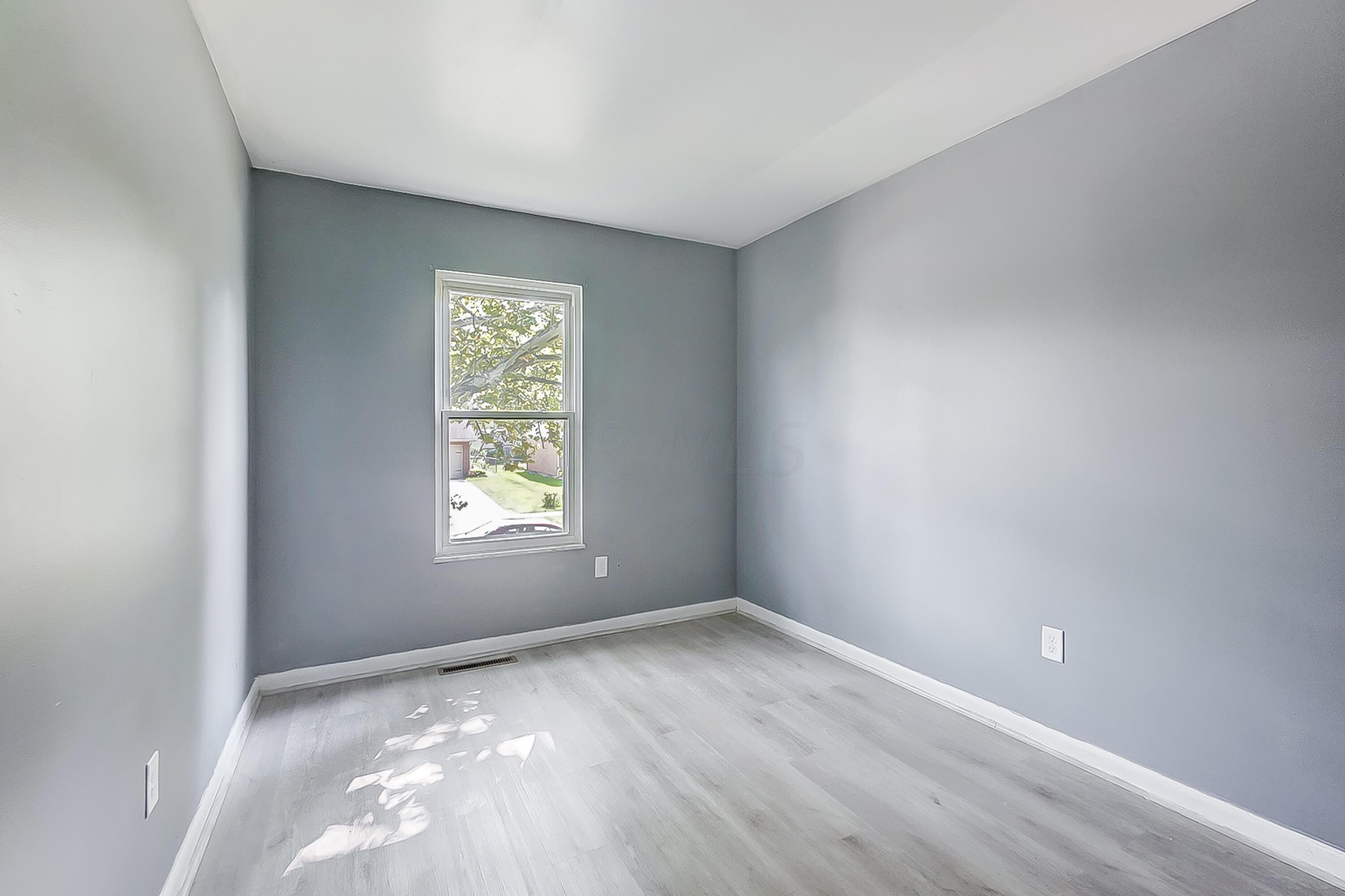 4687 Glendon Road Columbus, OH 43229 - Photo 15 of 30 Bedroom 2