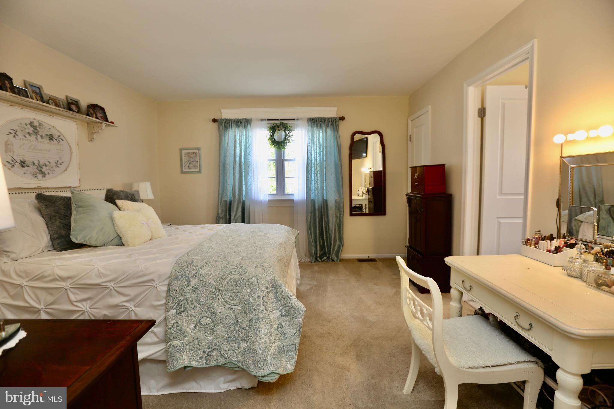 33 Pembrook Road Turnersville, NJ 08012 - Photo 18 of 43 a bedroom with a bed and a table