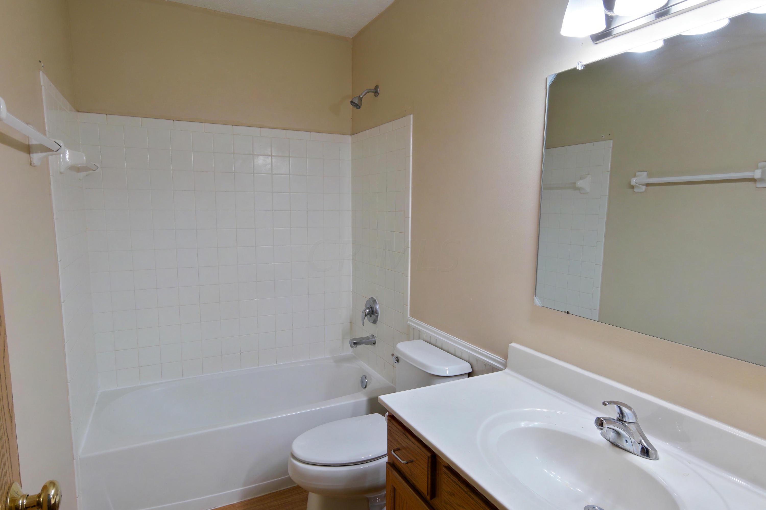 9651 Lynns Road Southwest Pataskala, OH 43062 - Photo 13 of 19 Gallery Image 13