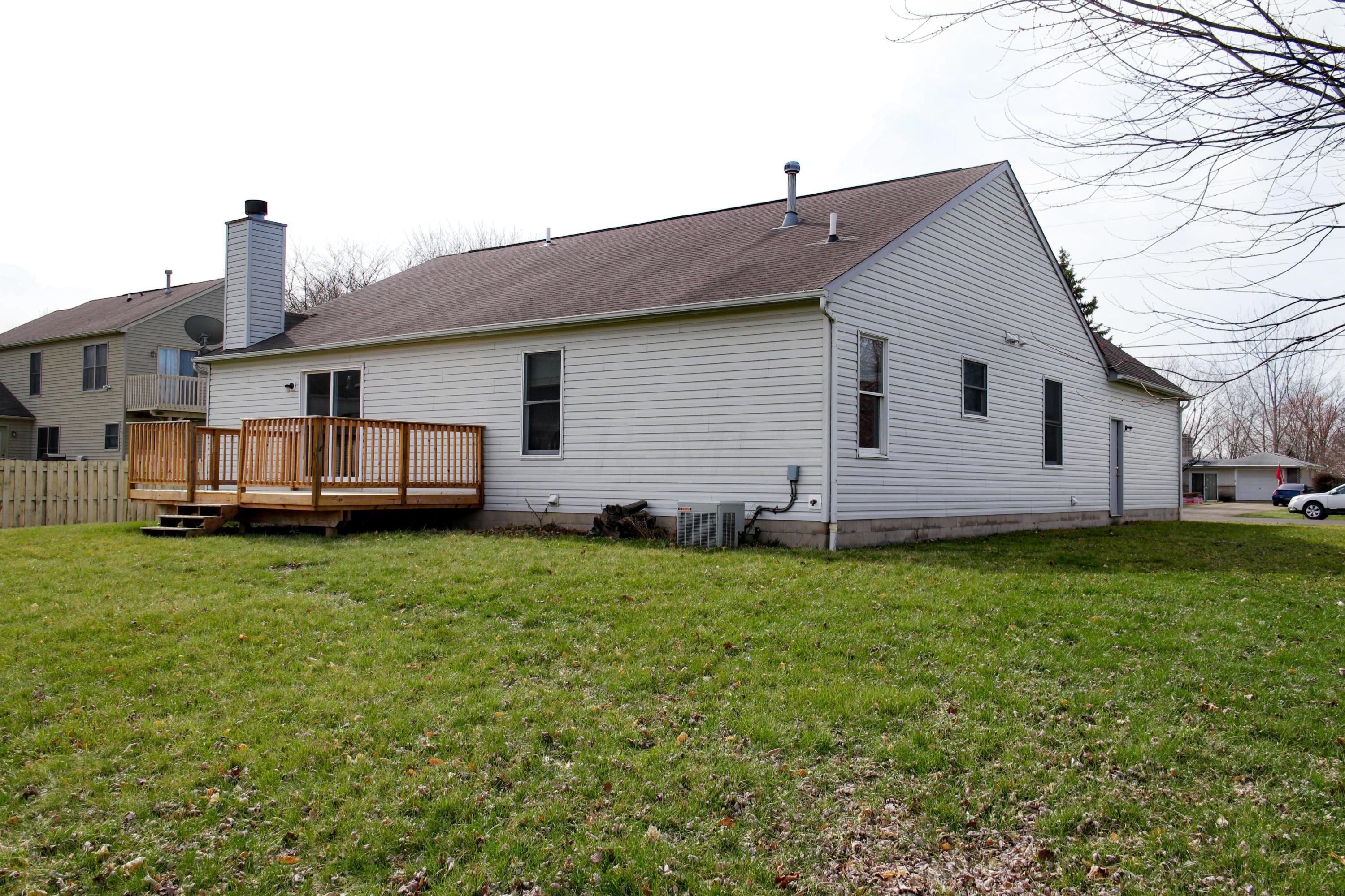 9651 Lynns Road Southwest Pataskala, OH 43062 - Photo 3 of 19 Gallery Image 3