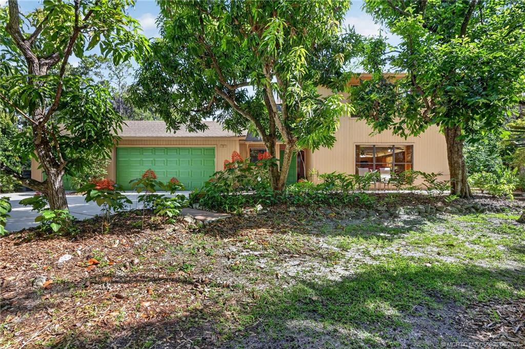 11145 Southwest Meadowlark Circle Stuart, FL 34997 - Photo 5 of 107