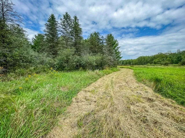 $489,900 | 9205 Woehrle Lane, Marshfield, WI 54449