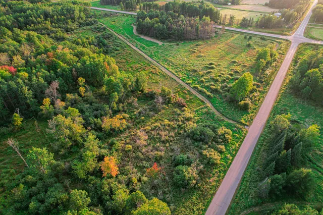 $489,900 | 9205 Woehrle Lane, Marshfield, WI 54449