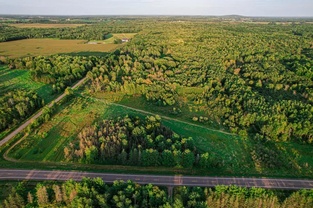 $489,900 | 9205 Woehrle Lane, Marshfield, WI 54449