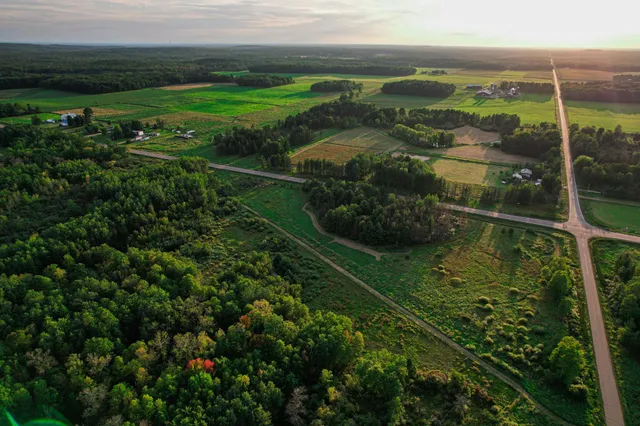 $489,900 | 9205 Woehrle Lane, Marshfield, WI 54449