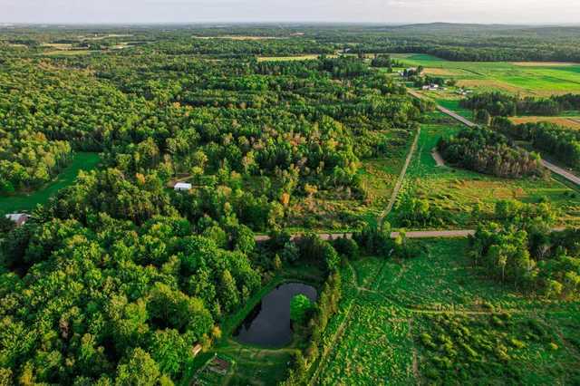 $489,900 | 9205 Woehrle Lane, Marshfield, WI 54449