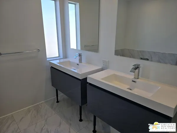 $187,500 | 112 Vía Valverde, Cathedral City, CA 92234