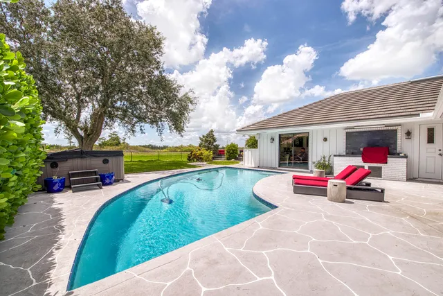 $14,000 | 34 Dunbar Road, Palm Beach Gardens, FL 33418