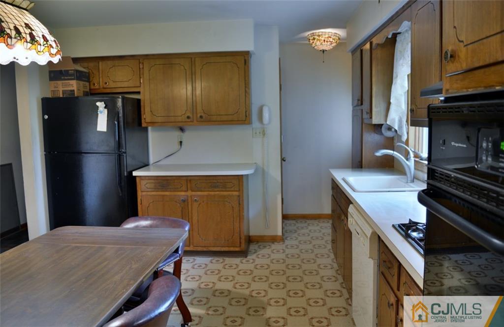 1361 Osage Road North Brunswick, NJ 08902 - Photo 4 of 18 Gallery Image 4