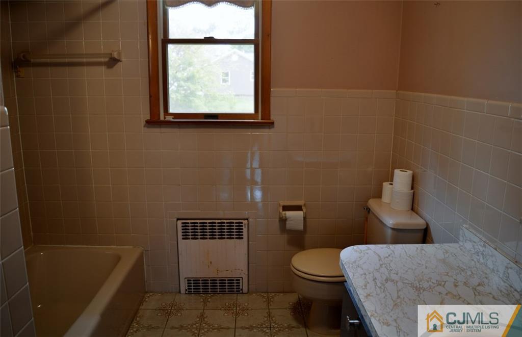 1361 Osage Road North Brunswick, NJ 08902 - Photo 10 of 18 Gallery Image 10