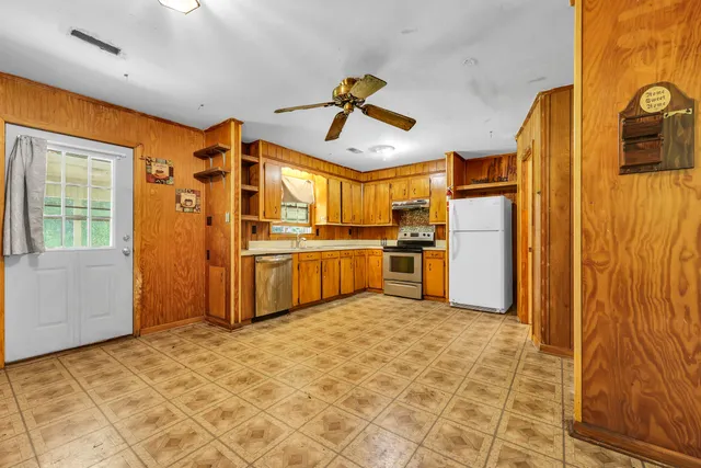 $300,000 | 601 Levee Drive, Moncks Corner, SC 29461