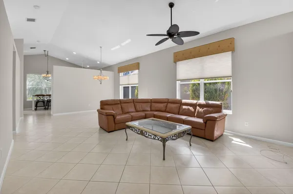 $499,000 | 7385 West Mercada Way, Delray Beach, FL 33446